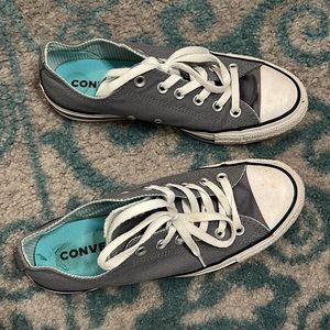 Converse, Gray and white